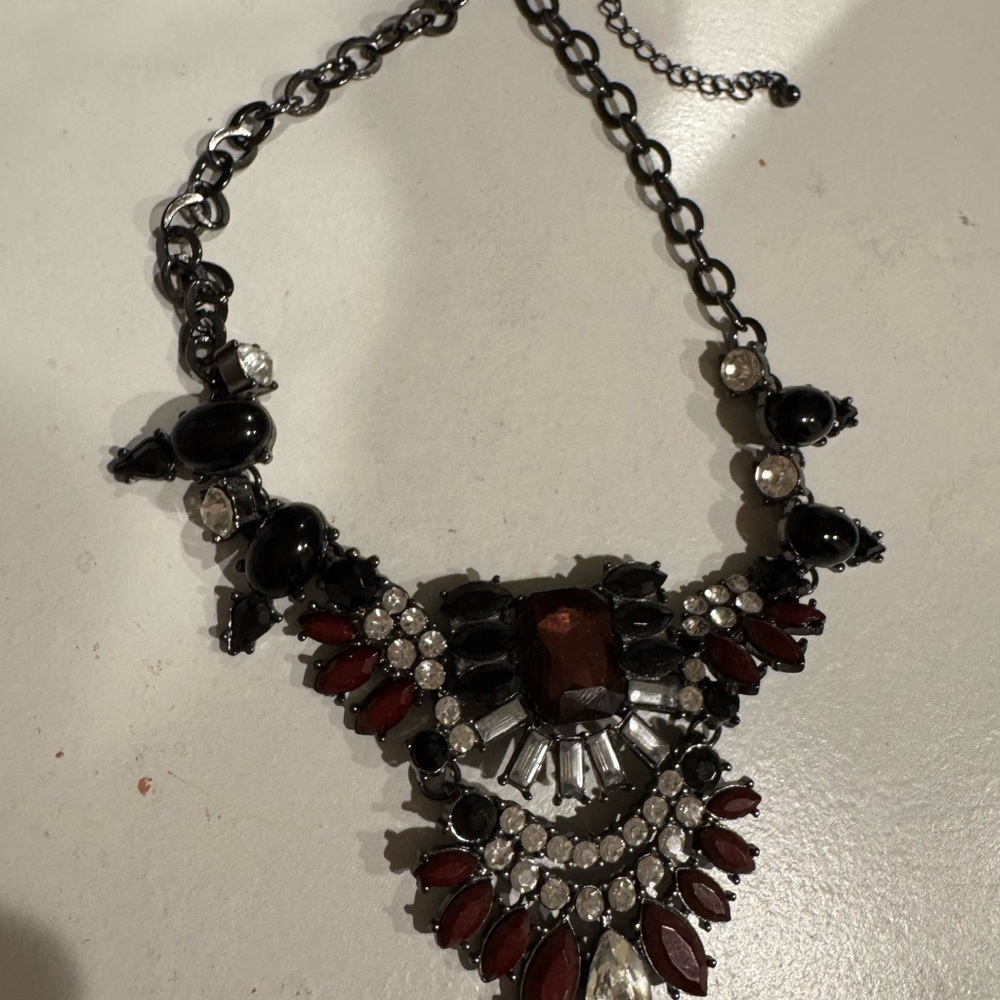 Elegant Black and Red Statement Necklace